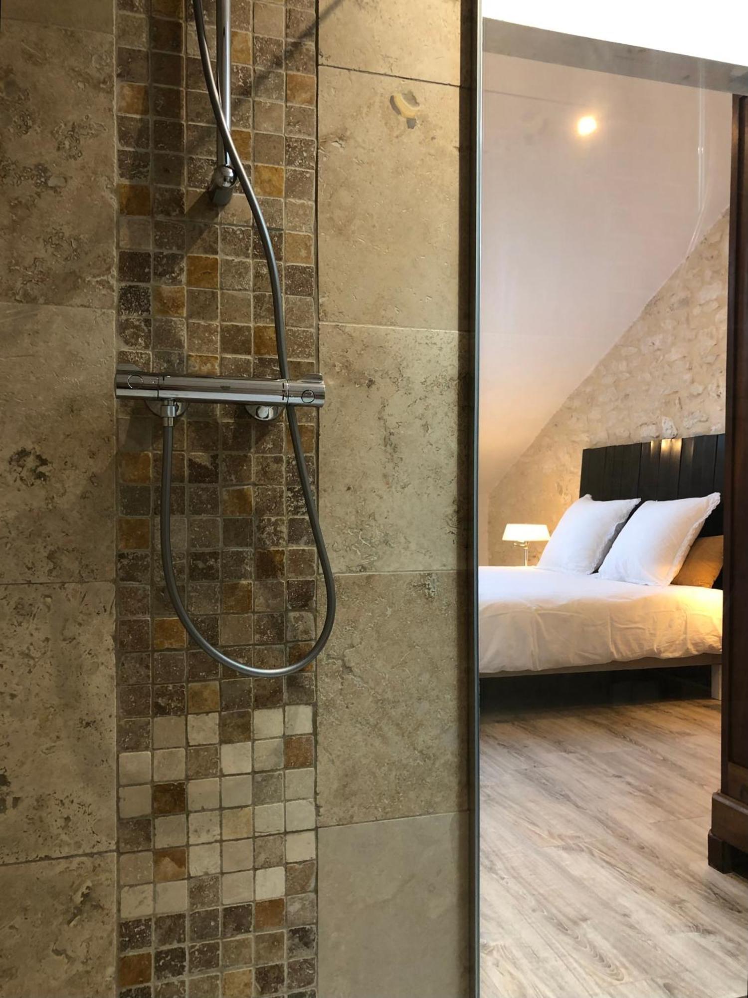 Au Pre De Karine Bed & Breakfast Cuneges ภายนอก รูปภาพ