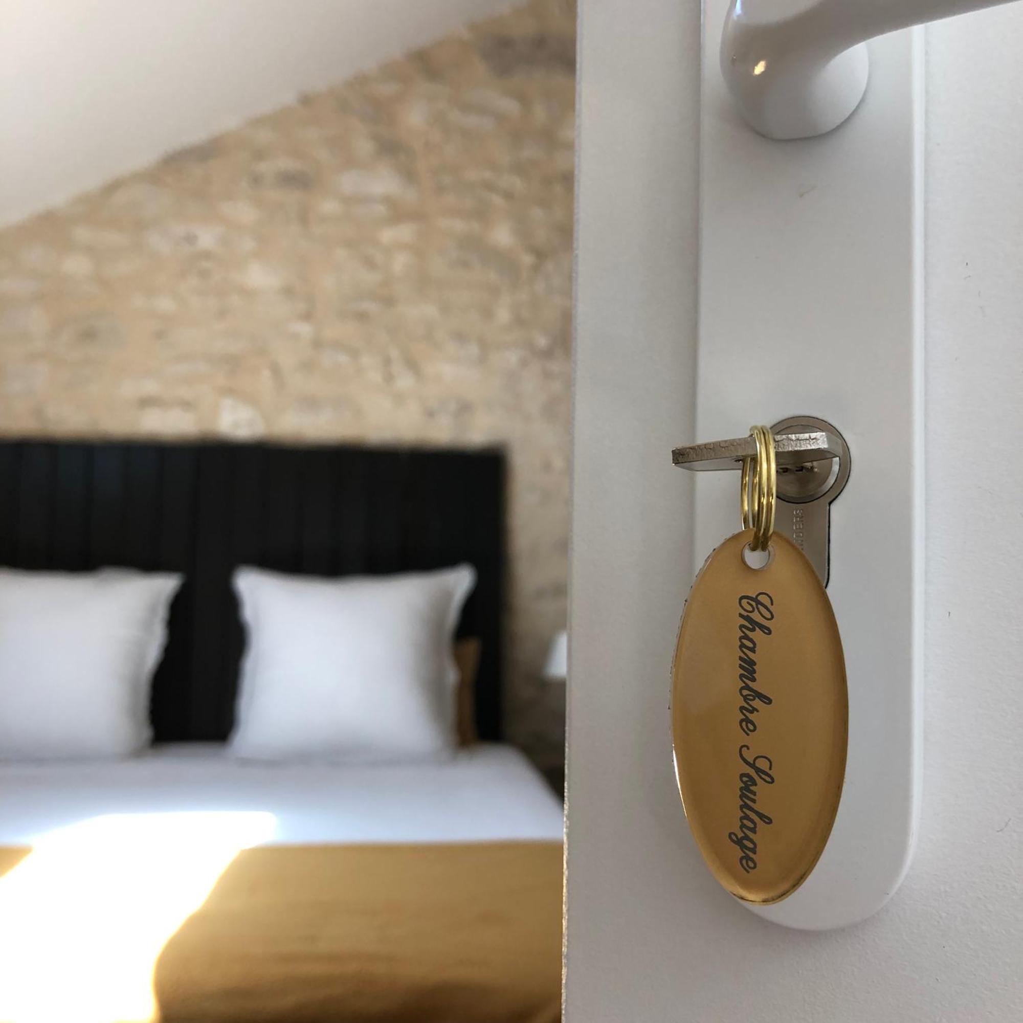 Au Pre De Karine Bed & Breakfast Cuneges ภายนอก รูปภาพ