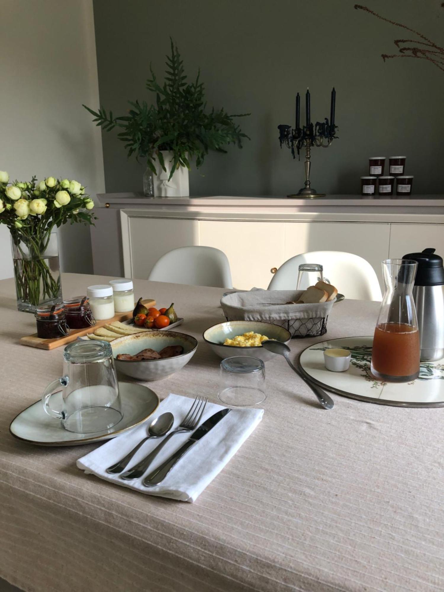 Au Pre De Karine Bed & Breakfast Cuneges ภายนอก รูปภาพ